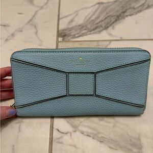 Kate spade bridge place neda wallet brand new